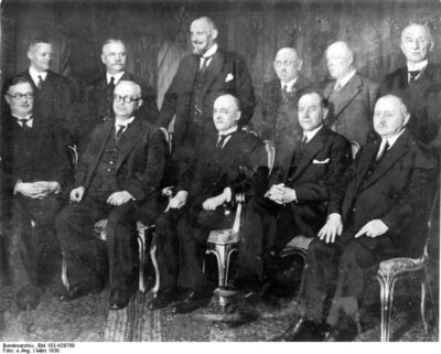 30.03.1930: Erstmals wird Notverordnung zur Bildung eines Präsidialkabinetts eingesetzt.