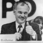 02.04.1990: Ibrahim Böhme tritt zurück.