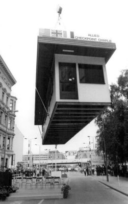 05.05.1990: Zwei-plus-Vier-Gespräche beginnen.