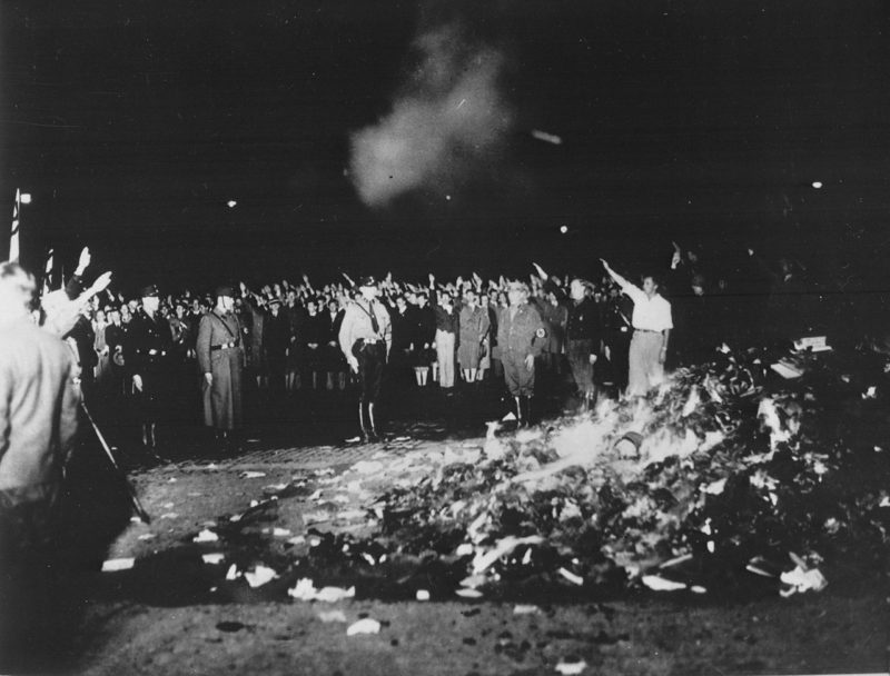 10.05.1933: Bücherverbrennung in Berlin