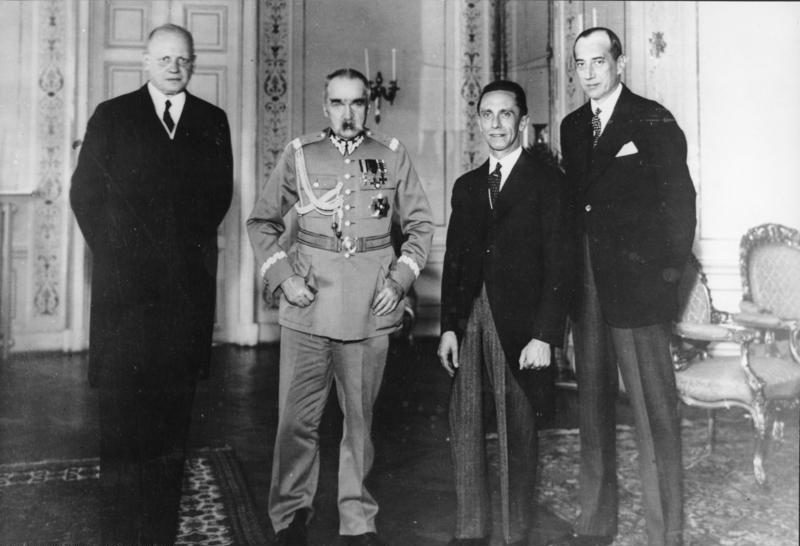26.01.1934: Deutsch-polnischer Nichtangriffspakt wird unterzeichnet.