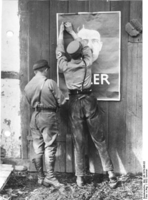 31.07.1932: NSDAP wird stärkste Reichstagsfraktion.