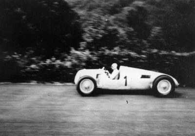 "100 Jahre N&uuml;rburgring - Geschichte einer Kultstrecke " am 08.09.2026 im HR